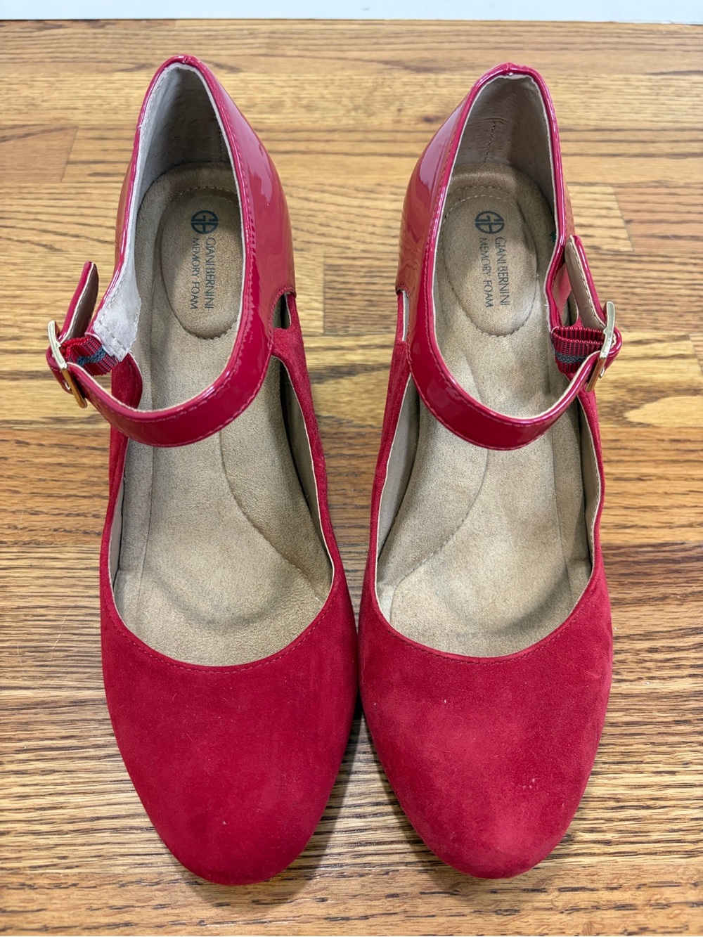 Giani Bernini Red Suede Mary Jane Heels (7) - Picture 5 of 9